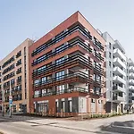 Viktoria Suite With Garage & Balcony